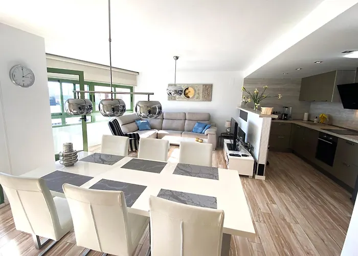 Spacious Comfortable Luxury 2 Bed/2 Bath Port 公寓 卡尔佩