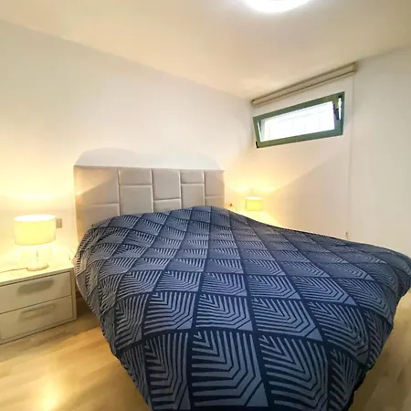 Spacious Pet Friendly Luxury 2 Bed 2 Bath Calpe Port Apartment With Private Parking *