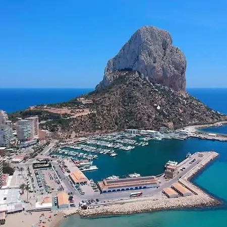 Spacious Pet Friendly Luxury 2 Bed 2 Bath Calpe Port Apartment With Private Parking *