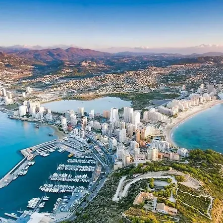 Spacious Pet Friendly Luxury 2 Bed 2 Bath Calpe Port Apartment With Private Parking